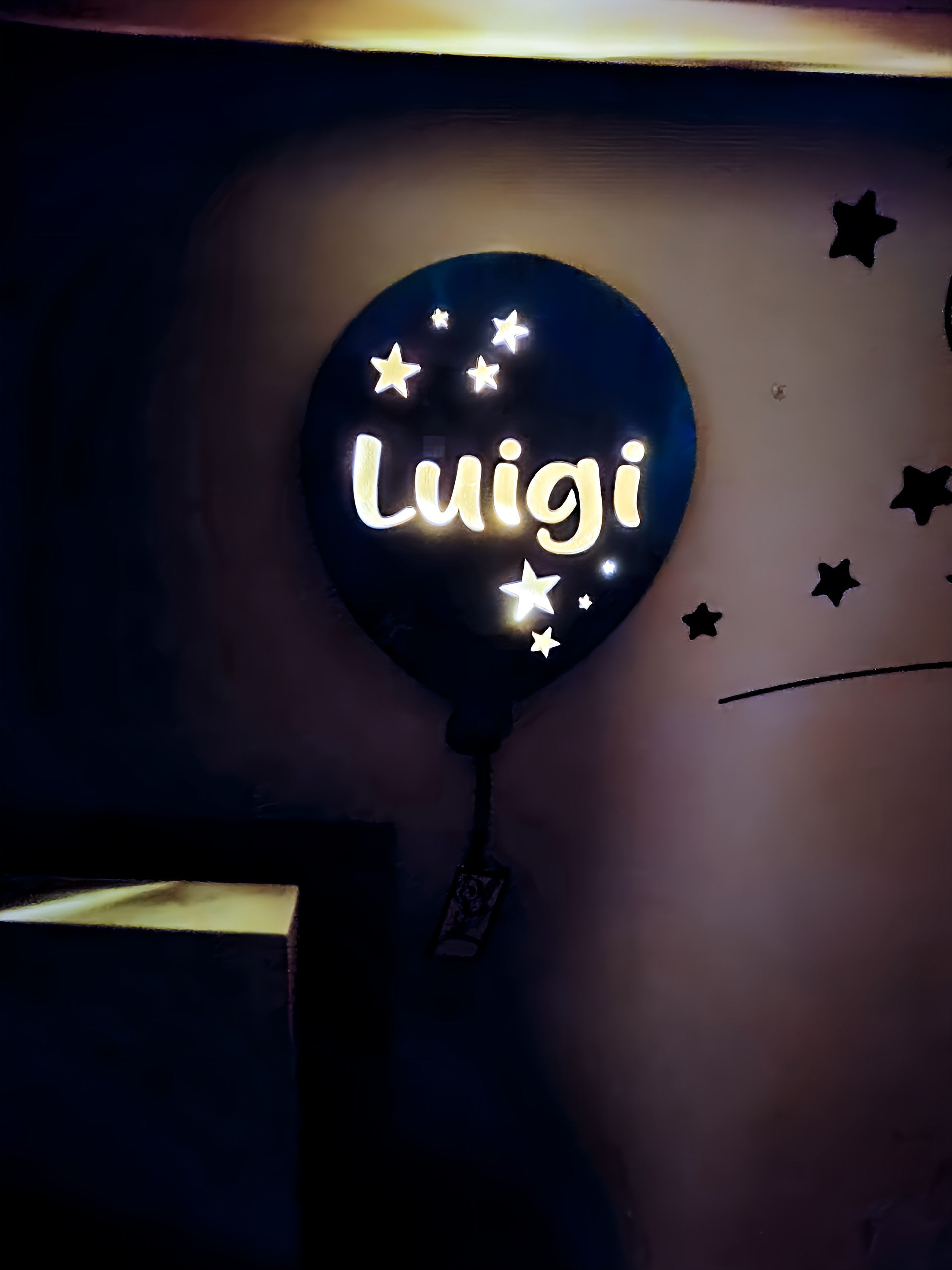 Illuminated balloon wall lamp with Luigi name and stars, night light children's bedroom decor