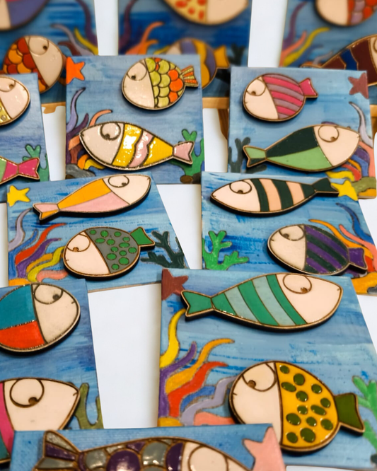 Collezione di quadretti bomboniere artigianali con pesciolini dipinti a mano tutti diversi