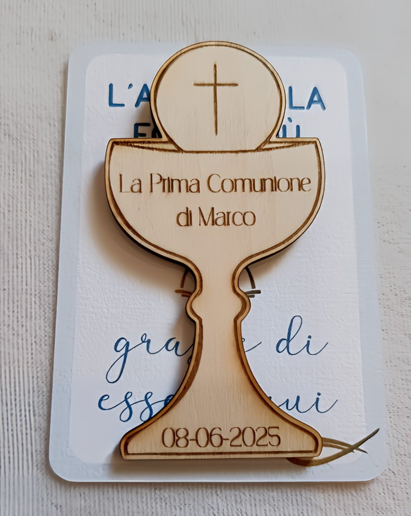 Wooden chalice First Communion favor with engraved cross and date, La Prima Comunione di Marco